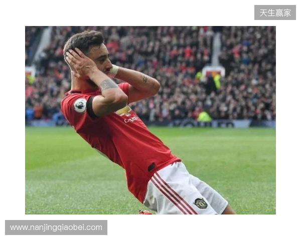 曼联vs水晶宫:布鲁诺-费尔南德斯、马奎尔首发,镰田大地、迪恩-亨德森出战 曼联vs水晶宫:布鲁诺-费尔南德斯、马奎尔首发,镰田大地、迪恩-亨德森出战