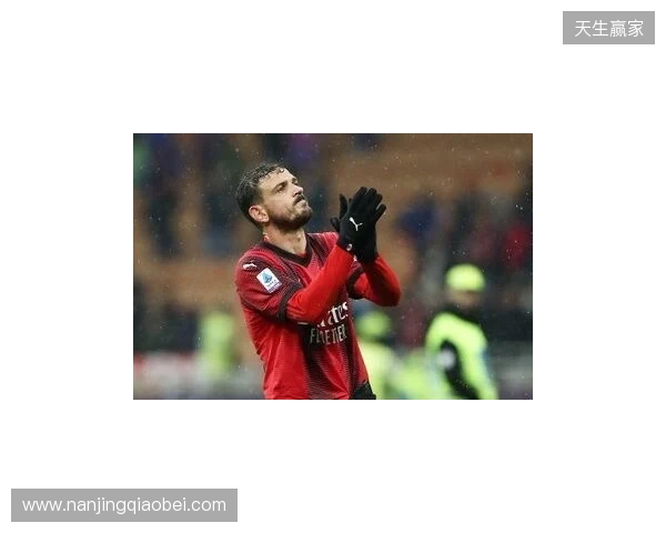 记者：如果巴尔泰萨吉没完全恢复，埃斯图皮尼安将在德比首发