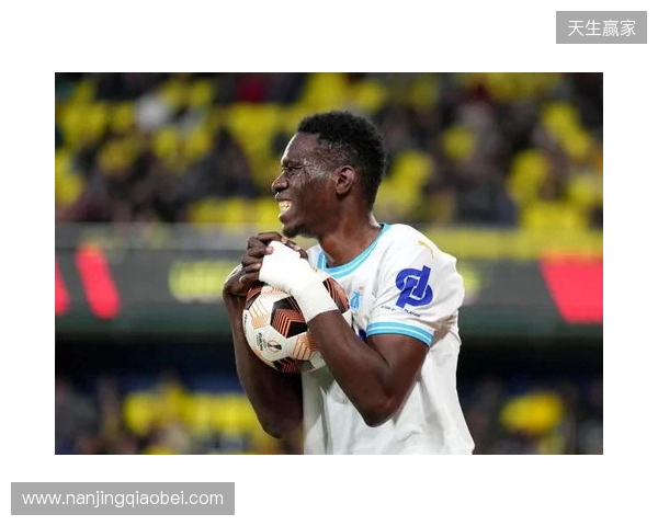 水晶宫vs利兹联:布伦南-约翰逊、伊斯梅拉-萨尔首发,卡尔弗特-勒温、卢卡斯-恩梅加出战